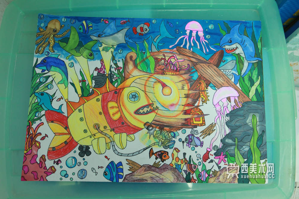 获奖小学生科幻画《灯笼鱼的“探险”》(1)